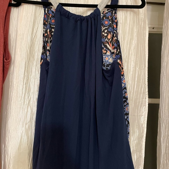 Xhilaration Razor Back Tank - Picture 2 of 3